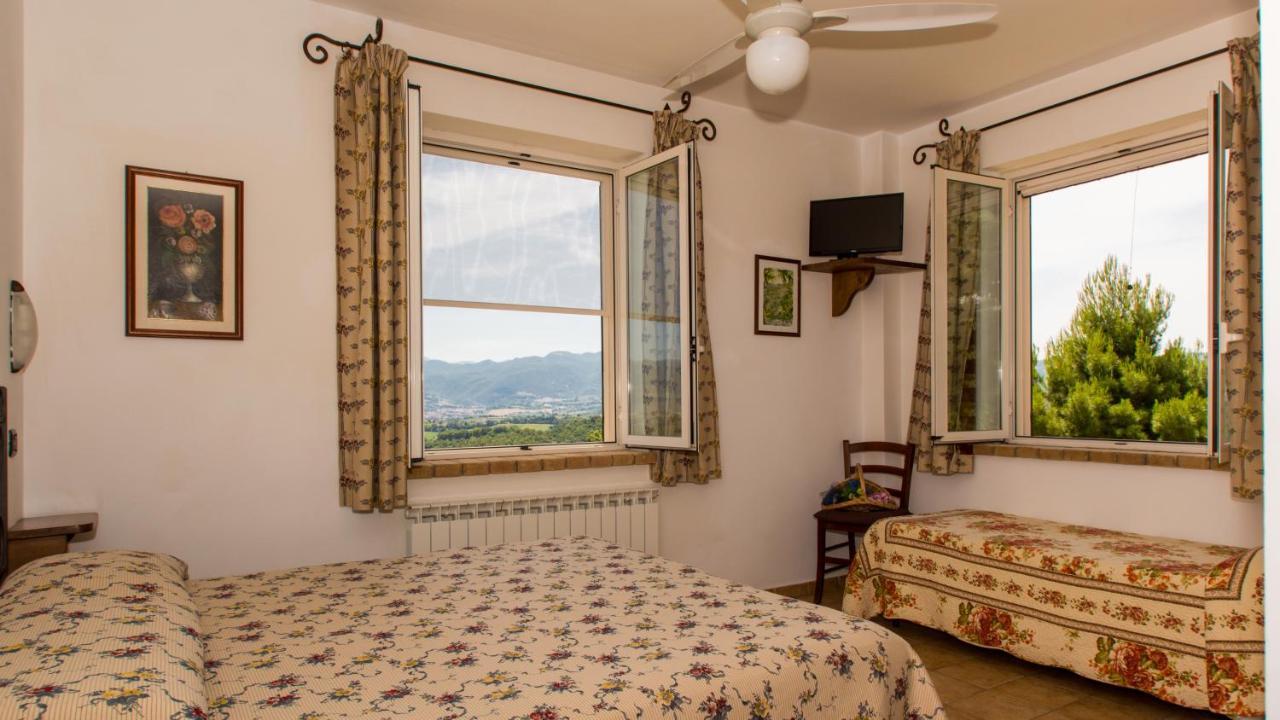 Agriturismo Rivoli Spoleto Room photo